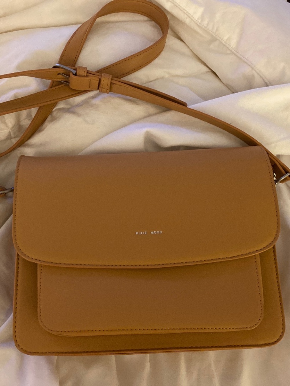 Pixie Mood Zoe Crossbody Purse in Honey